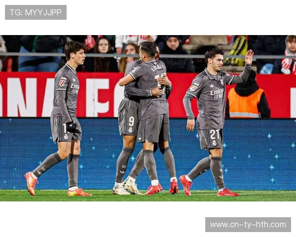 皇马7分钟轰3球反超利物浦，贝林厄姆世界波扳平，克洛普战术调整受赞誉。