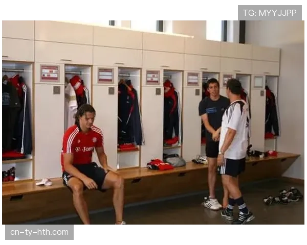 德甲俱乐部投票通过新规,允许在训练场安装永久摄像机用于内容制作 德甲俱乐部投票通过新规,允许在训练场安装永久摄像机用于内容制作